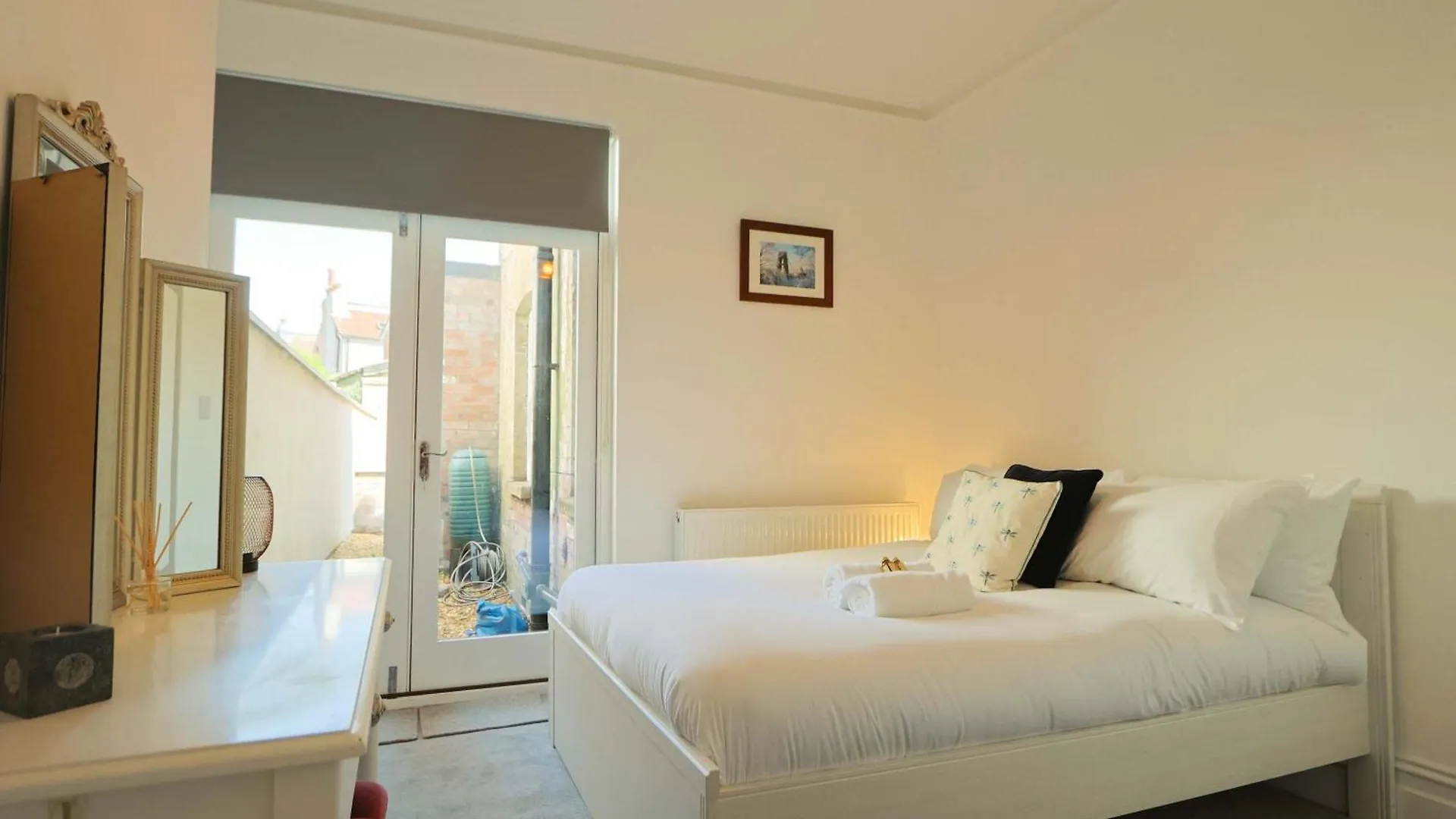Hotwells Spacious Flat Sleeps Three Bristol